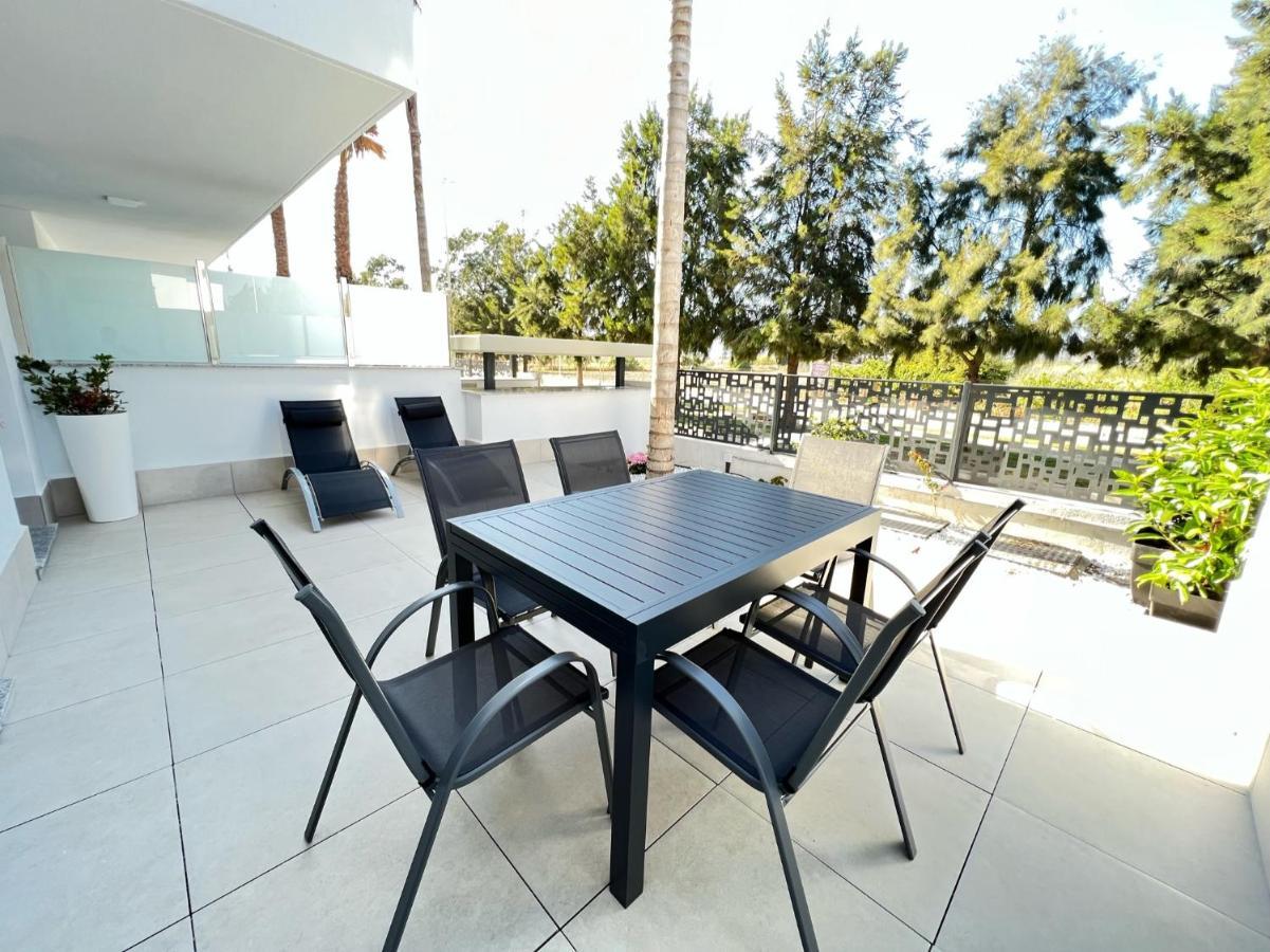 Pushe Playa Granada Beach & Golf 15 Мотрил Екстериор снимка